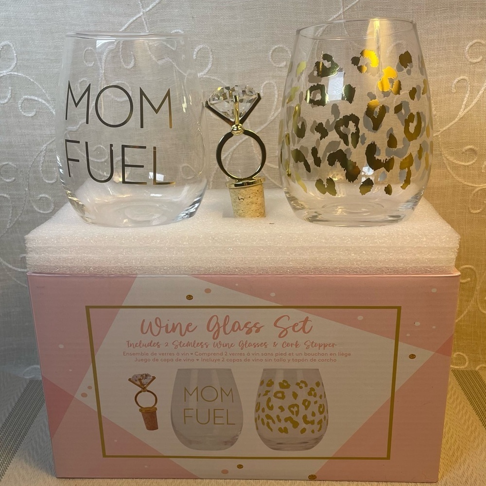 NEW “Mom Fuel” Wine Glass & Bottle Cork Gift Set.